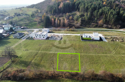 Stavebný pozemok / 750 m2 / Nededza -Žilina